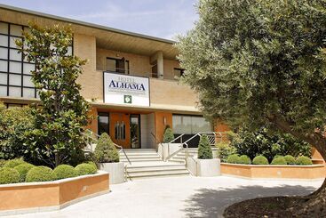 هتل Alhama