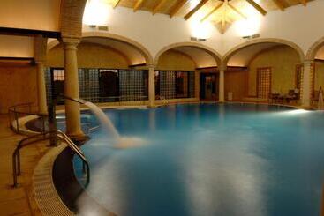 هتل Balneario Cervantes