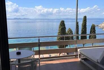هتل Canyelles Platja