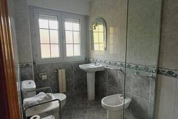هتل El Coterin Apartamentos Y Habitaciones