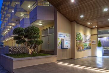 בית מלון כפרי Ght Oasis Tossa & Spa