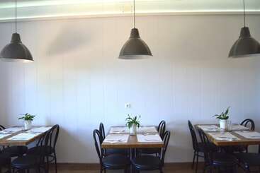 هتل Hostal Carlos V