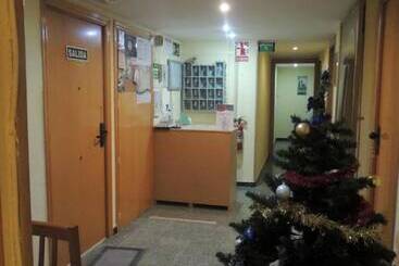 Отель Hostal Cumbre