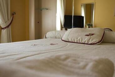 Hostal Dulcinea - Esquivias