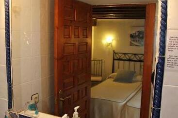 هتل Hostal La Posada De Zocodover