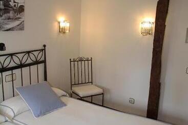 هتل Hostal La Posada De Zocodover