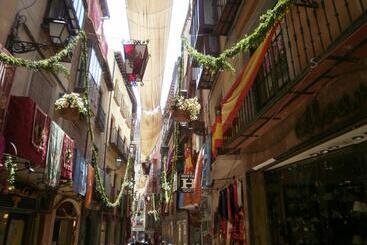 هتل Hostal La Posada De Zocodover