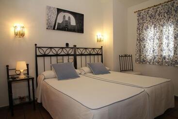 هتل Hostal La Posada De Zocodover