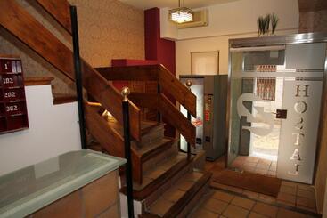 هتل Hostal La Posada De Zocodover