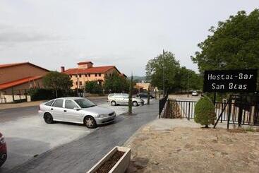 هتل Hostal San Blas