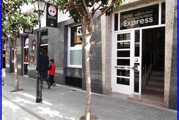 هتل Mediterrani Express