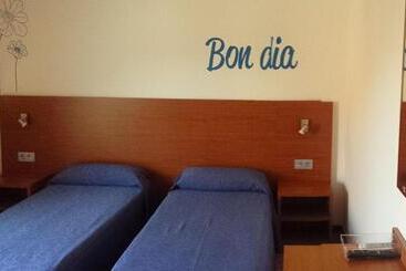 هتل Mediterrani Express
