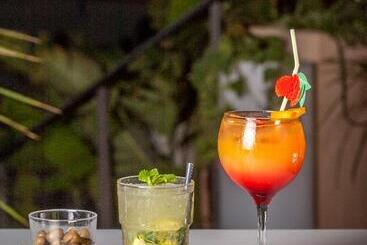 هتل Monterrey Roses By Pierre & Vacances