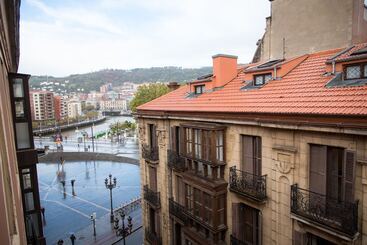 هتل Petit Palace Arana Bilbao
