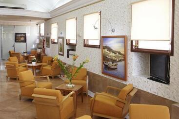 هتل Spa Porto Cristo