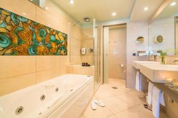 هتل & Spa Terraza 4 Sup