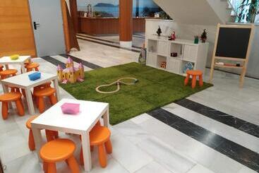استراحتگاه Aparthotel Golf Beach