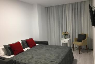 Apartamentos Campaña