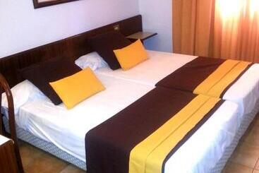 Hostal Del Sol