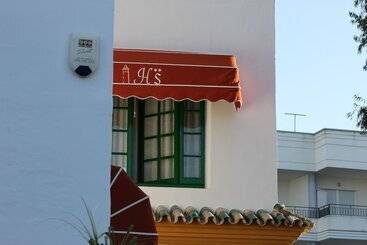 Hostal El Faro