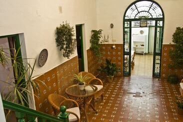 Hostal El Faro