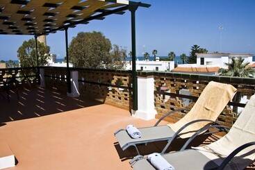 Hostal El Faro