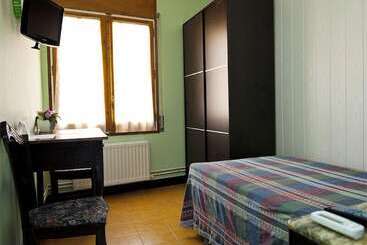 Hostal Fabrellas