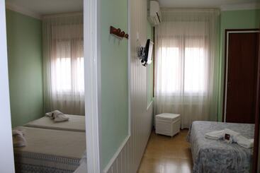 Hostal Fabrellas - Caldes de Malavella