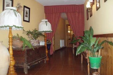 Hostal Restaurante La Muralla