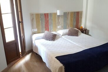 Hostal Nevandi