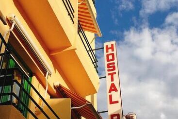 Hostal Rom Familiar