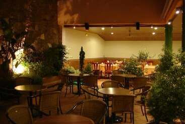 Hostal Rom Familiar