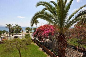 Hostal Velilla