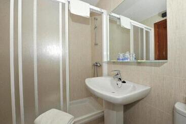 Hostal Velilla