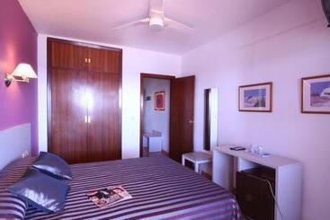 Hostal Velilla