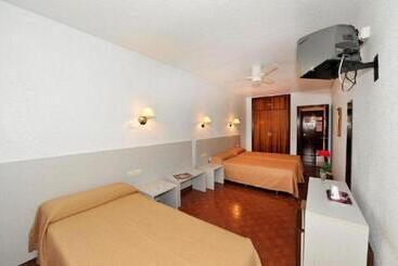 Hostal Velilla