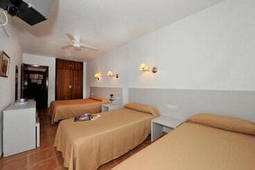 Hostal Velilla