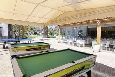 هتل Bull Escorial & Spa