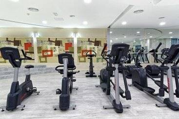 هتل Bull Escorial & Spa