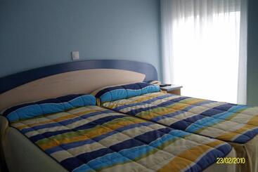 هتل Hospedaje Argoños