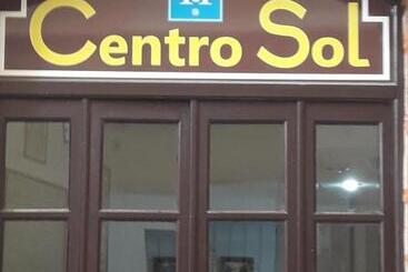 هتل Hostal Centro Sol
