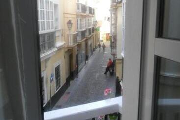 هتل Hostal Centro Sol