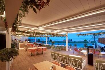 Otel Rh Portocristo & Wellness