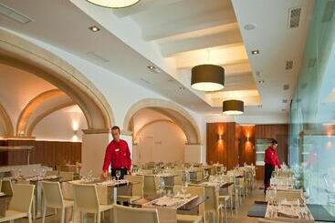 Otel Rh Portocristo & Wellness