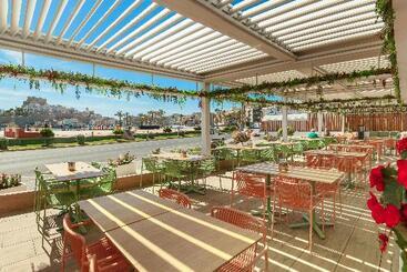Otel Rh Portocristo & Wellness
