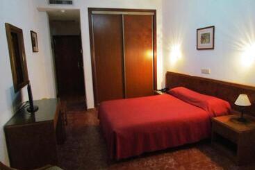 Complejo Hotelero Saga