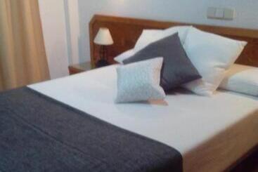 Complejo Hotelero Saga - Manzanares