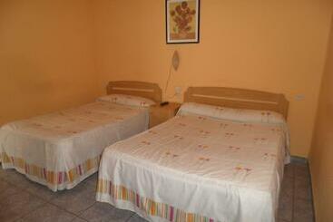 Hostal Alba