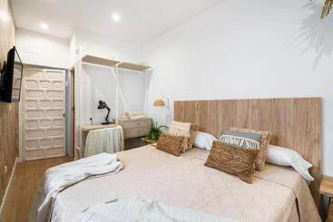 مسافرخانه Bf Rooms Carboneras