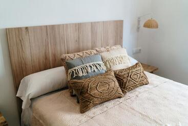 مسافرخانه Bf Rooms Carboneras